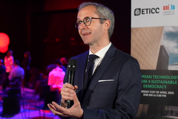 Joao ricardo vasconcelos conference