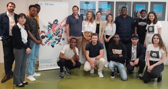 Summer School 2022 picture with students